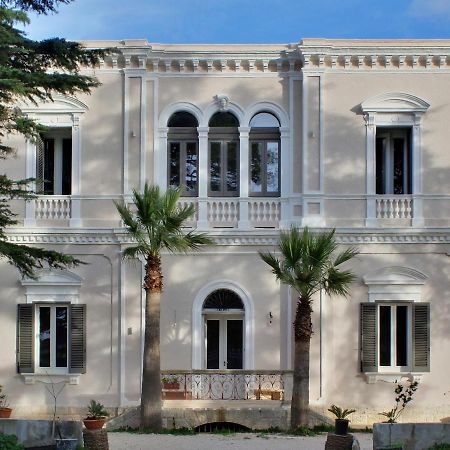 Villa Camilla Мола-ди-Бари Экстерьер фото